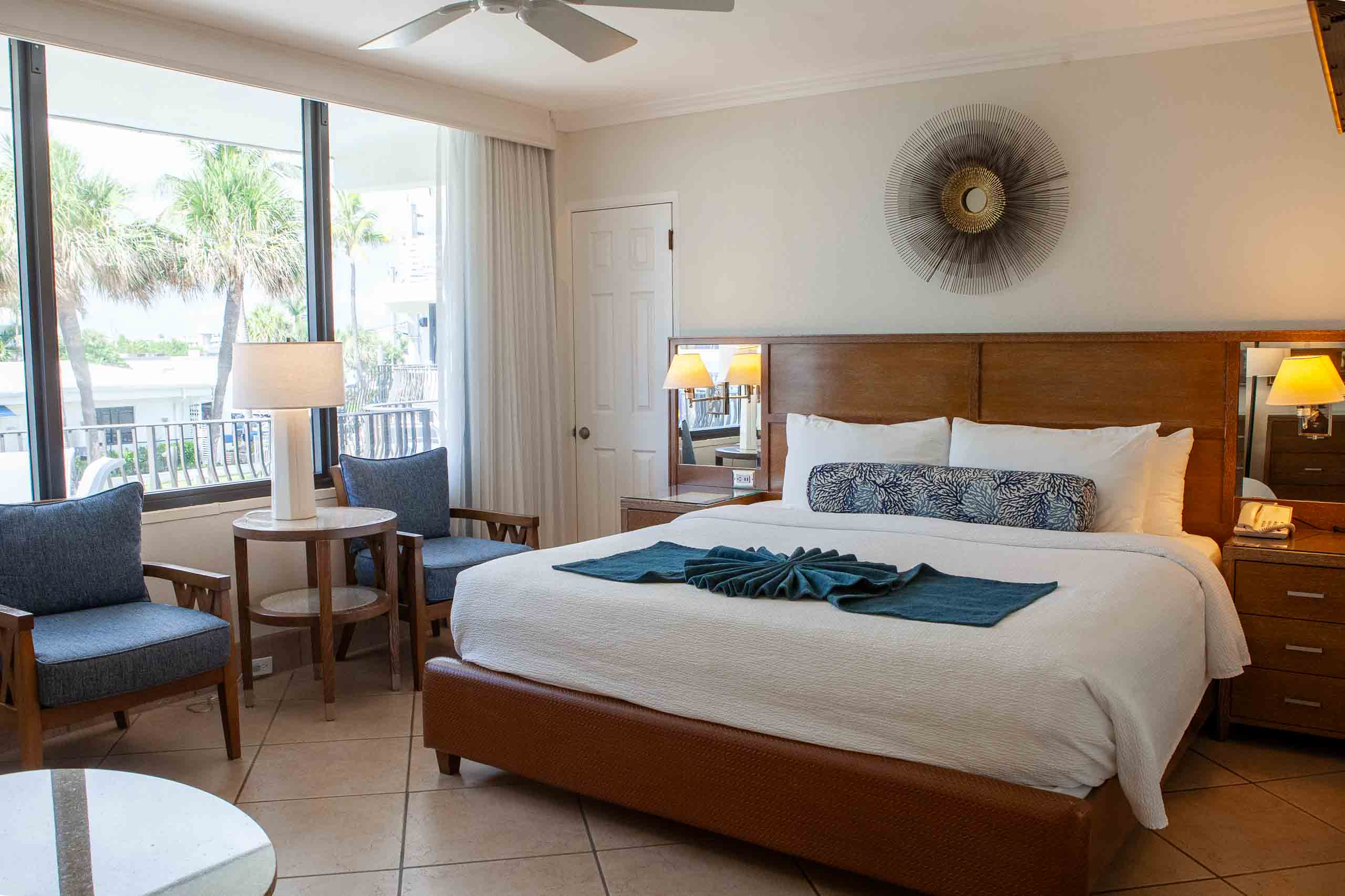 Room 6 — Efficiency Apartment, Ocean View